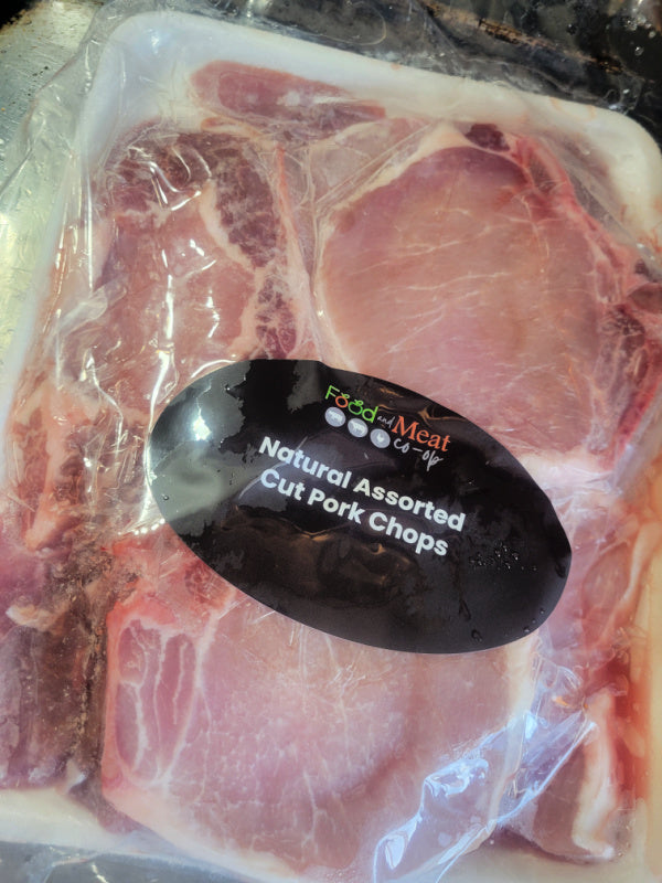 10 lb Case Natural Assorted Cuts of Bone-in Center Cut Pork Chops